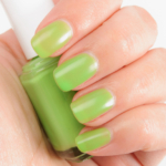 Essie Vices Versa Nail Lacquer