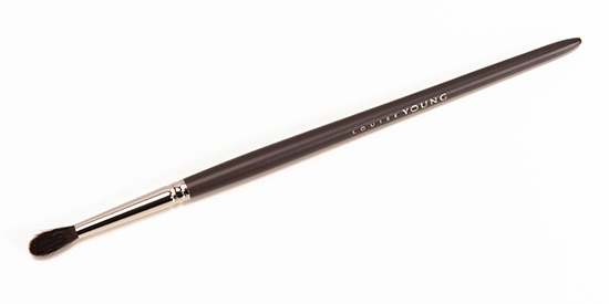 Louise Young LY38B Tapered Shadow Brush