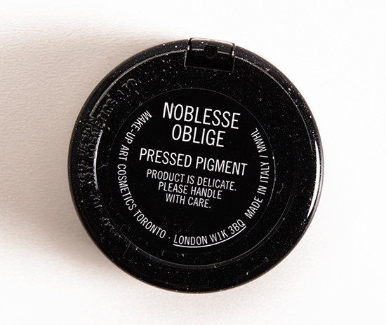 MAC Noblesse Oblige Pressed Pigment