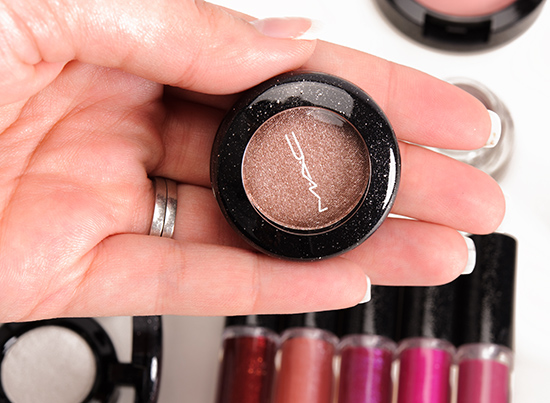MAC Nostalgic Pressed Pigment