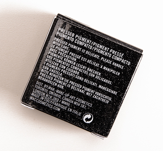MAC Nostalgic Pressed Pigment