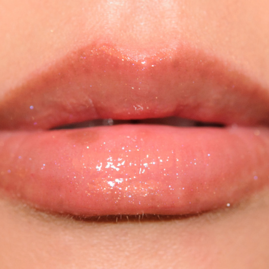 MAC Courtly Coral Dazzleglass