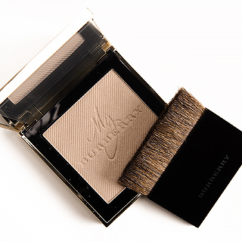 Burberry Gold Glow No. 01 Luminizing Powder