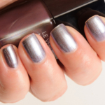 Chanel Sweet Star Le Vernis Nail Colour