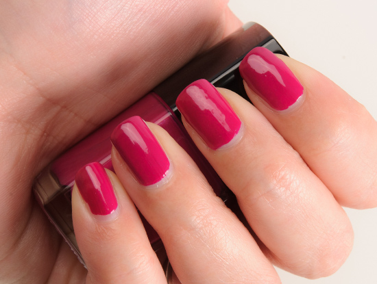 Chanel Desirio (643) Le Vernis Nail Colour