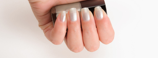 Chanel Paradisio (645) Le Vernis Nail Colour