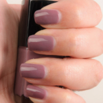 Chanel Tenderly (641) Le Vernis Nail Colour
