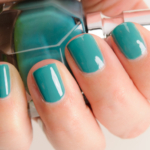 Christian Louboutin Beaute Ni Toi Ni Moi Nail Colour