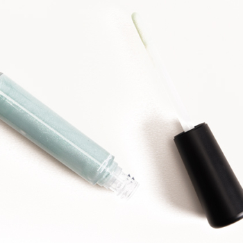 MAC Beautiful Moves Mineralize Glass