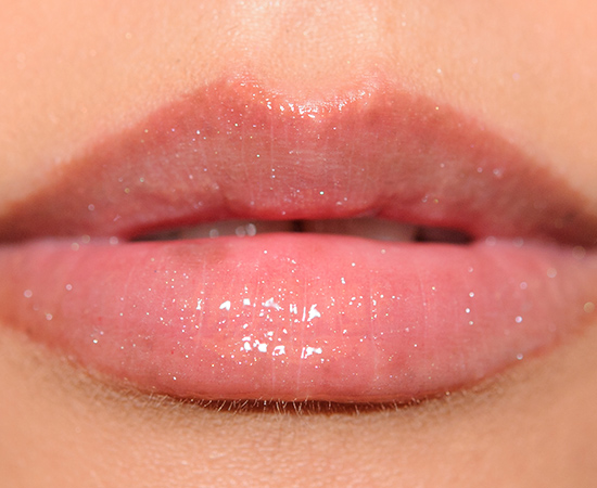 MAC Beautiful Moves Mineralize Glass