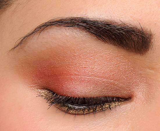 MAC Red Alert Eyeshadow