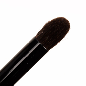 Suqqu Eyeshadow Brush M