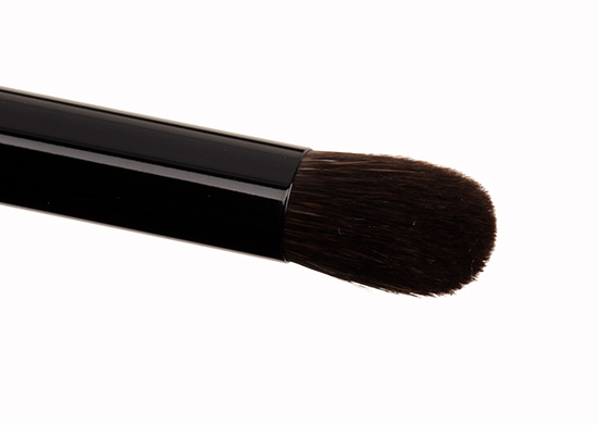 Suqqu Eyeshadow Brush M  