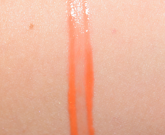 Maybelline Glistening Coral (520) Color Elixir Iridescent Lipgloss