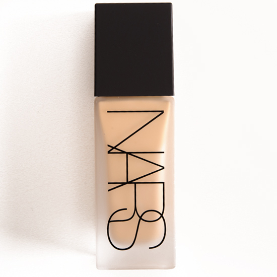 NARS Fiji All Day Luminous Weightless
