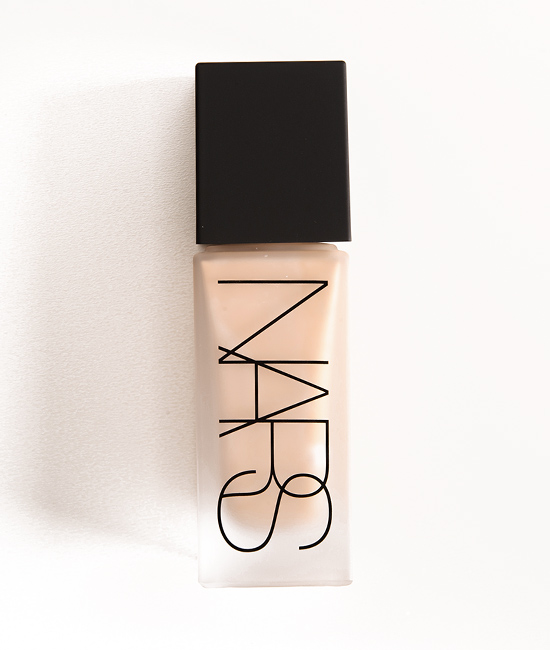 NARS Mont Blanc All Day Luminous Weightless