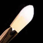 Real Techniques #101 Triangle Foundation Brush 
