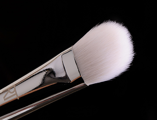 Real Techniques #200 Oval Shadow Brush