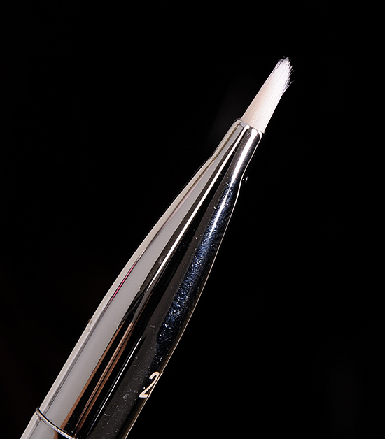 Real Techniques #202 Angled Liner Brush