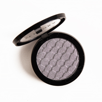 Sephora Iridescent Shell (110) Colorful Duo Reflects Colorful Eyeshadow