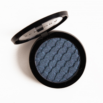 Sephora Stormy Seas (113) Colorful Duo Reflects Colorful Eyeshadow