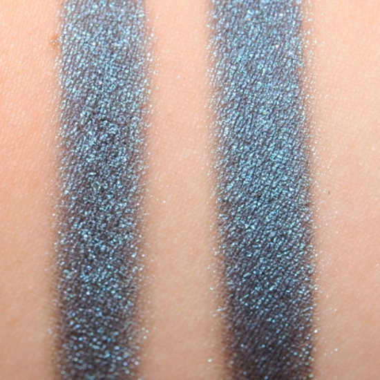 Sephora Stormy Seas (113) Colorful Duo Reflects Colorful Eyeshadow