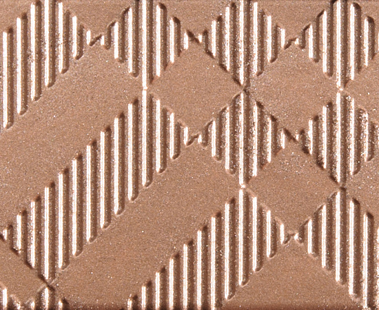 Burberry Nude (No. 002) Wet & Dry Glow Shadow