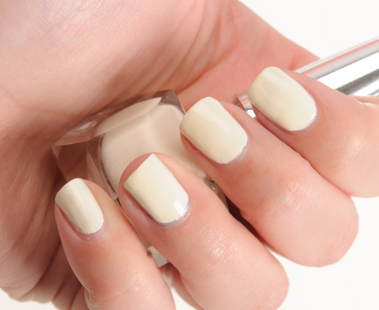 Christian Louboutin Beaute Salonu Nail Colour