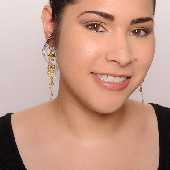 Becca Moonstone Shimmering Skin Perfector