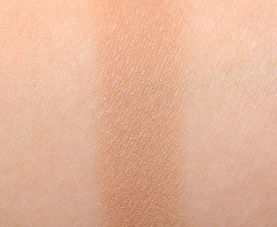 Becca Ombre Nudes #2 Eye Colour
