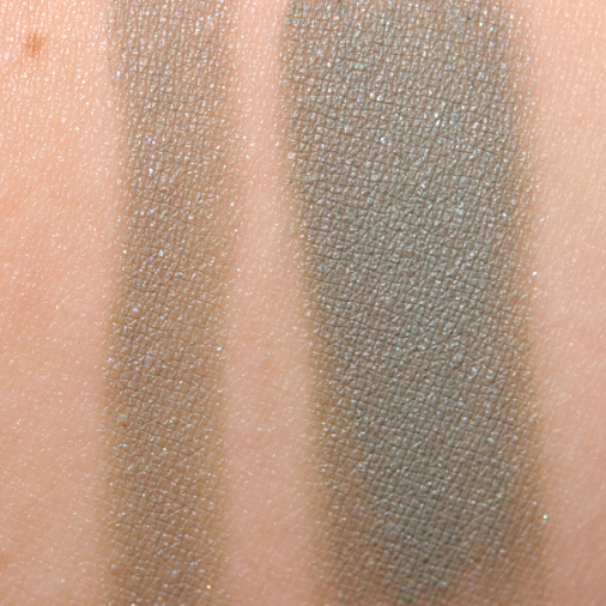 Chanel Olivine (137) Stylo Eyeshadow