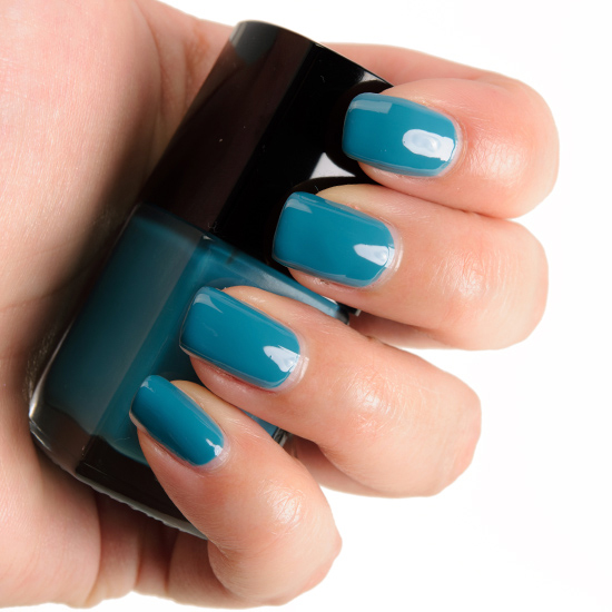 Chanel Mediterranee (707) Le Vernis Nail Colour