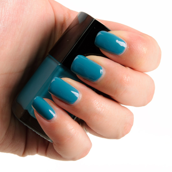 Chanel Mediterranee (707) Le Vernis Nail Colour