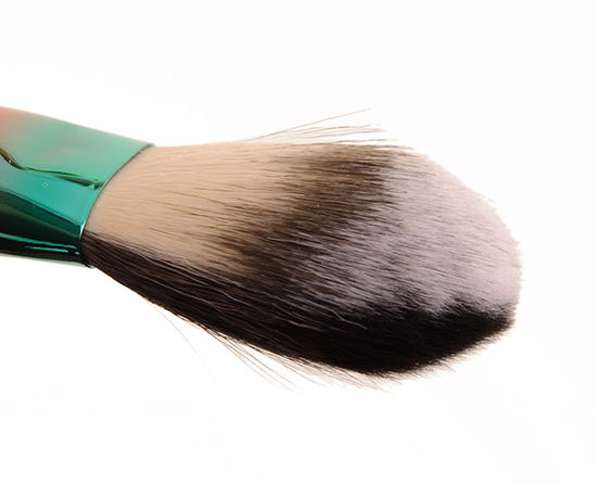 MAC 126SE Split Fibre Large Face Brush