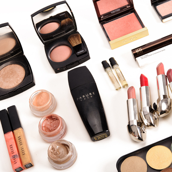 Blog Traveling with Makeup