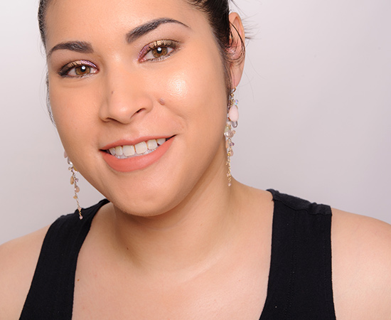 L'Oreal Rose Lumi Liquid Glow Illuminator