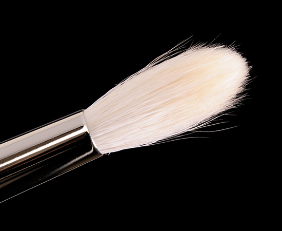 MAC 221 Mini Tapered Blending Brush