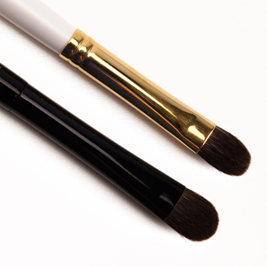 Chikuhodo Beautylish Sakura Shader Brush