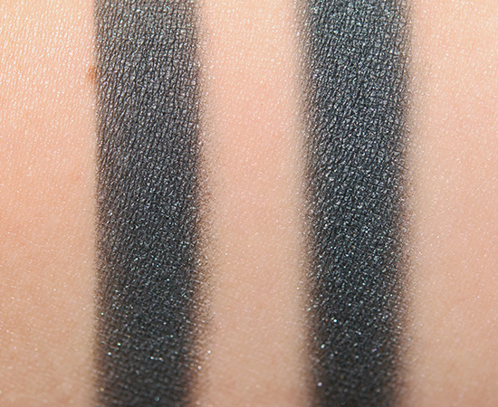 Burberry Antique Blue Wet & Dry Silk Eyeshadow