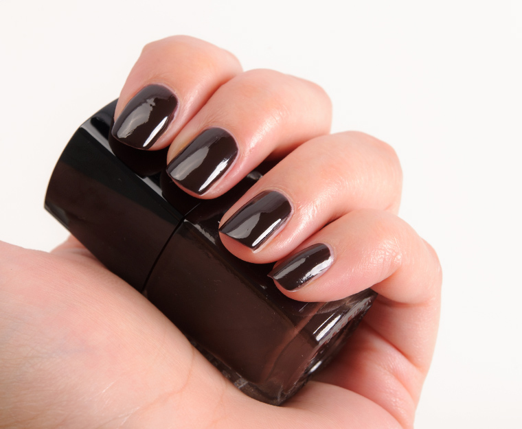 Chanel Chataigne (669) Le Vernis Nail Colour