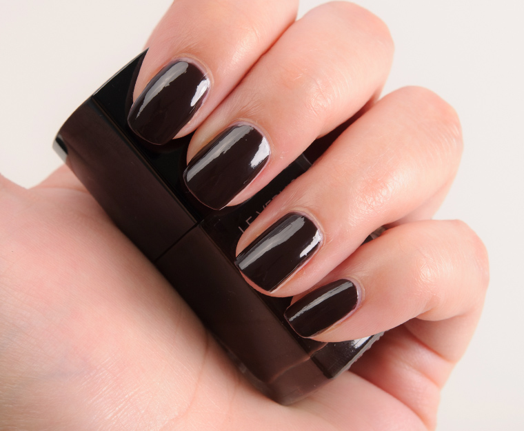 Chanel Chataigne (669) Le Vernis Nail Colour
