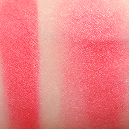MAC Frankly Scarlet Powder Blush