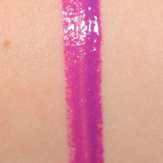 MAC How Chic is This Vamplify Lipgloss