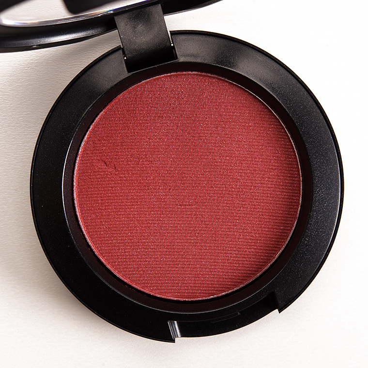 MAC A Little Lusty Blush