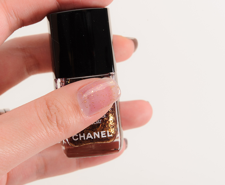 Chanel Lame Rouge Noir Le Top Coat Review & Swatches