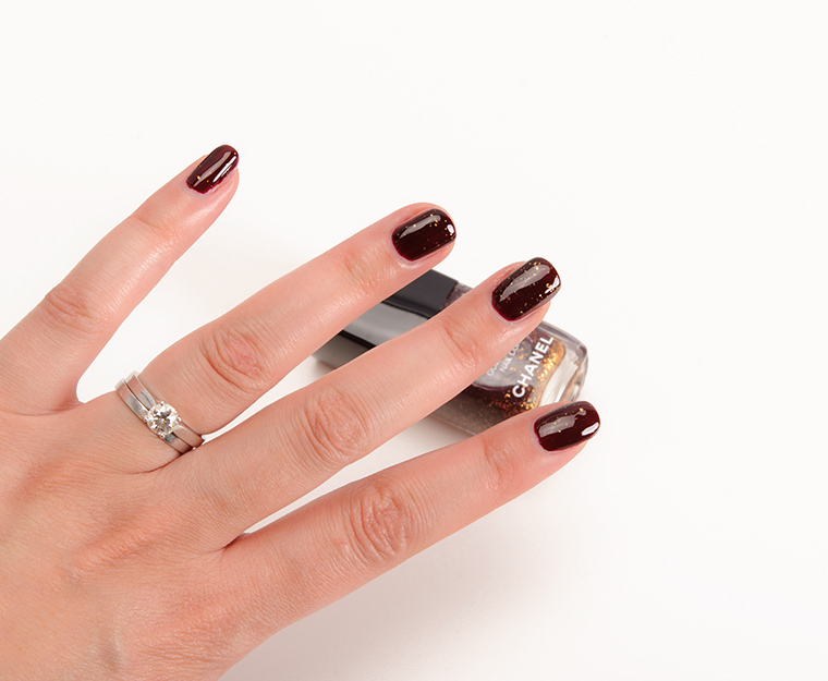 Chanel Lame Rouge Noir Le Top Coat