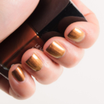 Chanel Troublante (675) Le Vernis Nail Colour