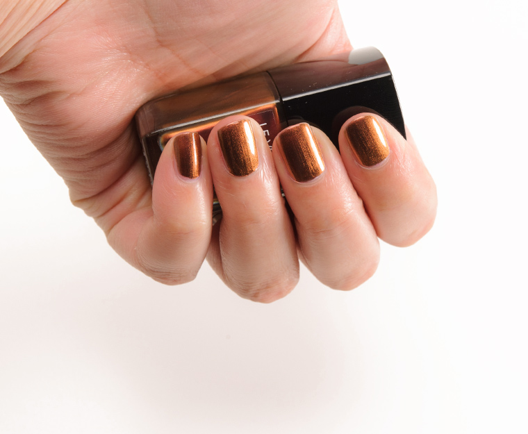 Chanel Troublante (675) Le Vernis Nail Colour