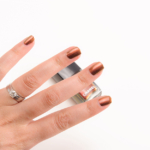Chanel Troublante (675) Le Vernis Nail Colour