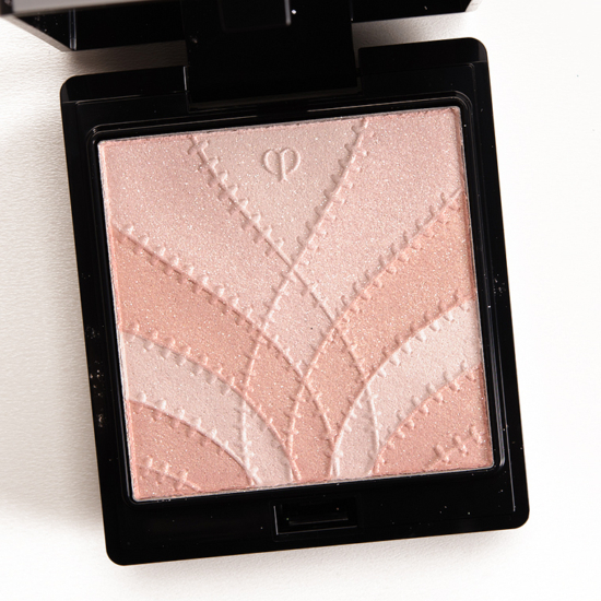 Cle de Peau Bal Masque Body Powder